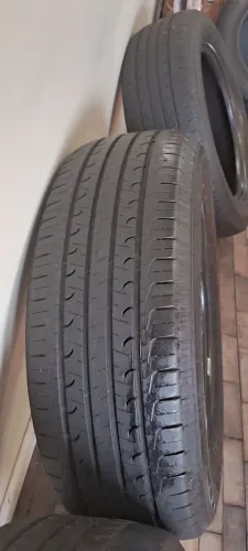 Pneu 215/60 R17 SUV com Rebarbas Etiquetas de Fábrica