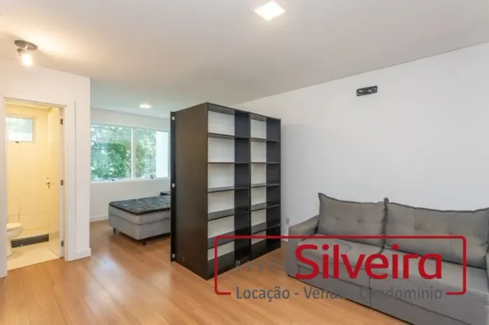 APARTAMENTO MOBILIADO PARA LOCAÇÃO NO CENTRO DE PORTO ALEGRE