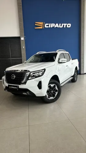 Nissan Frontier XE CD 4X4 2.3 Bi-TB Diesel Aut. 2023