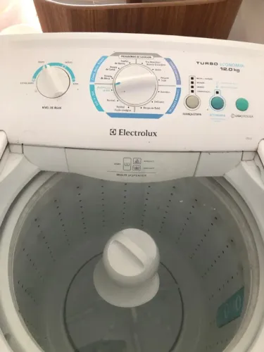 Vende-se máquina de lavar roupa