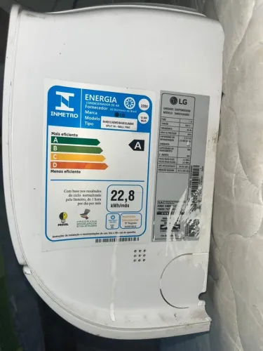 Ar-condicionado LG Dual Inverter 8000 BTUs - 220V