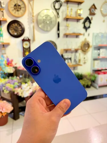 Iphone 16 Ultramarino