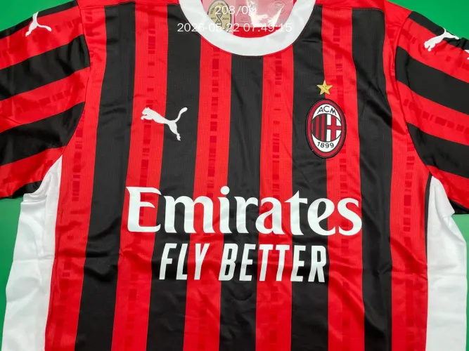 Camisa Milan 24/25 NUNCA USADA