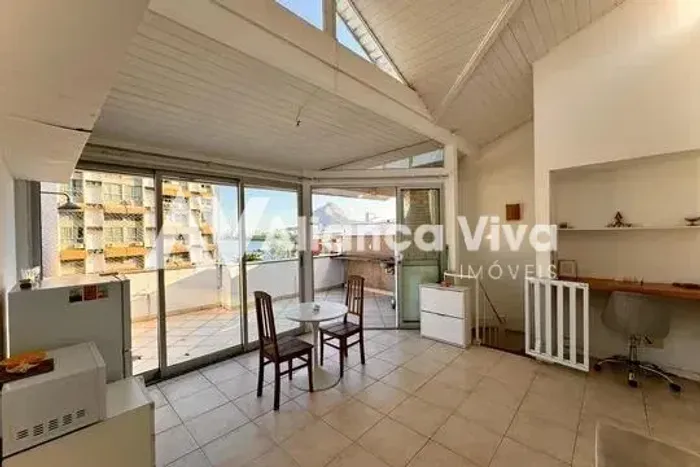 Lagoa | Apartamento 3 quartos, sendo 2 suites