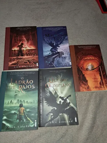 Coleção Percy Jackson e os Olimpianos - 5 Livros (Série Completa)
