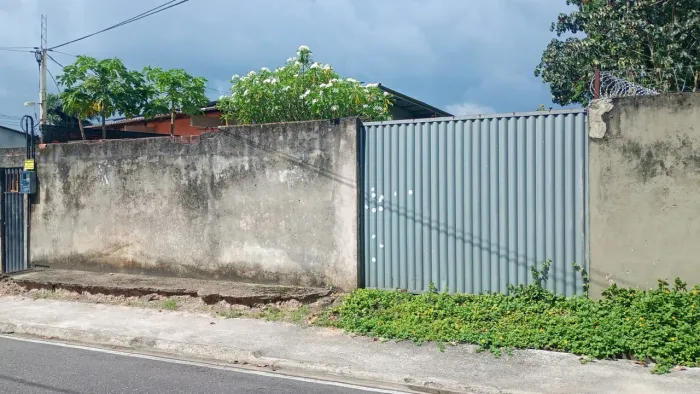 VENDO LOTE FECHADO E AREA LIMPA NO TAPANÃ