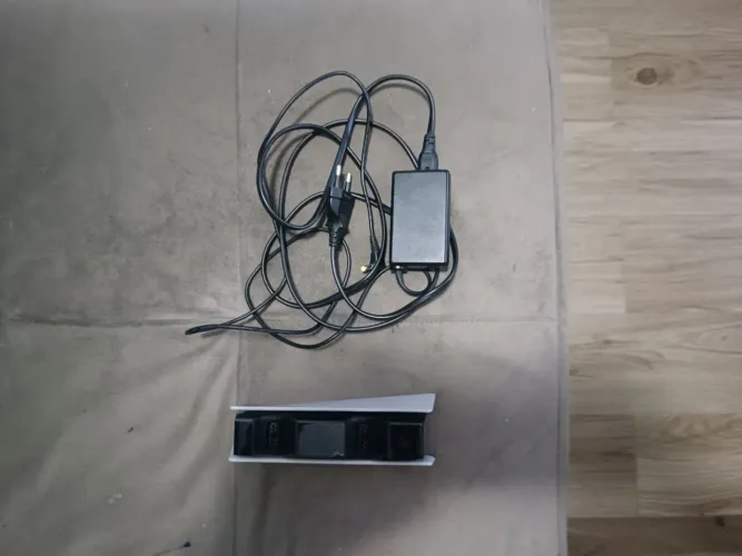 BASE DE CARREGAMENTO DUALSENSE PS5