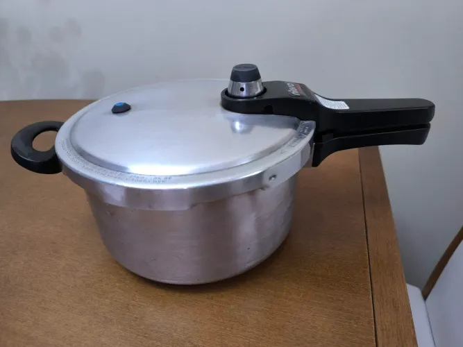 Panela pressão NIGRO Eterna 4,5 - frigideiras