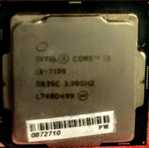 Intel Core i3-7100 (7ª Geração) Semi-novo Original em perfeito estado