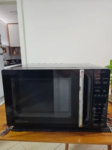 Microondas Electrolux 23L Preto