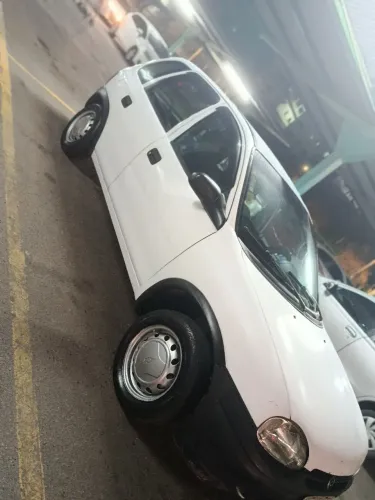 Chevrolet Corsa Super 1.0 MPFI / 2P E 4P 1998