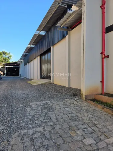GALPÃO PARA LOCAÇÃO | 450 M² | BAIRRO SANTA CATARINA