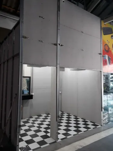 Box, Loja, Ponto Comercial em galeria c/ Internet! Sem IPTU ou Taxas