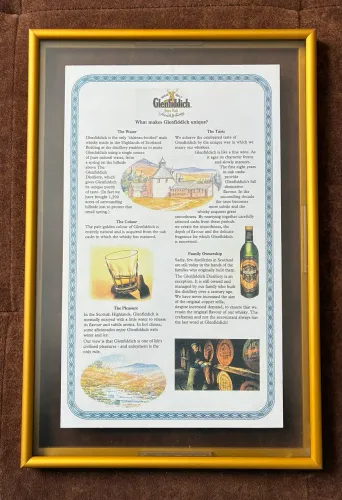 Moldura histórica de encarte de whisky  