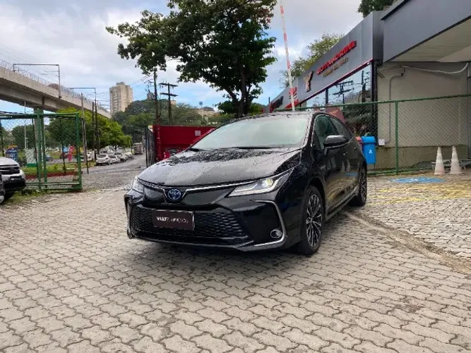 Toyota Corolla Altis Prem. Hybrid 1.8 Flex AUT 2024