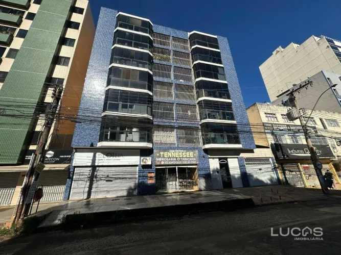 Apartamento com 1 dormitório para alugar, 40 m² por R$ 1.777,85/mês - Taguatinga Sul - Bra