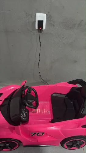 Carro elétrico infantil
