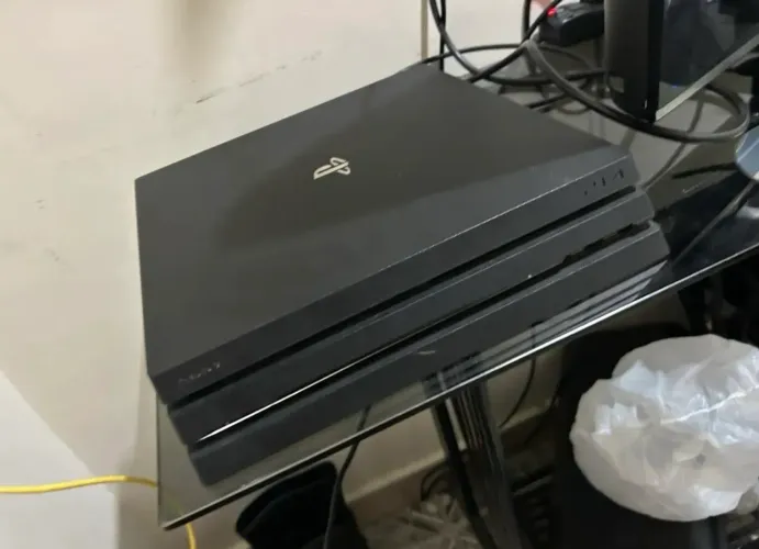 PS4 PRO 1 TB