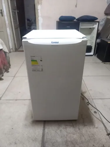 Frigobar Consul 120 litros garantia e em muito bom estado