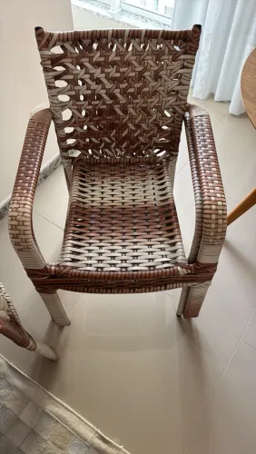 Mesa com cadeiras