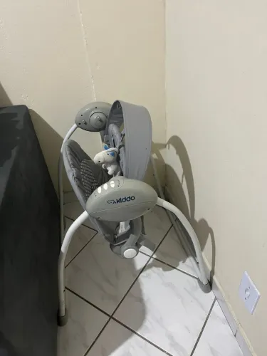 Cadeira de balanço elétrica