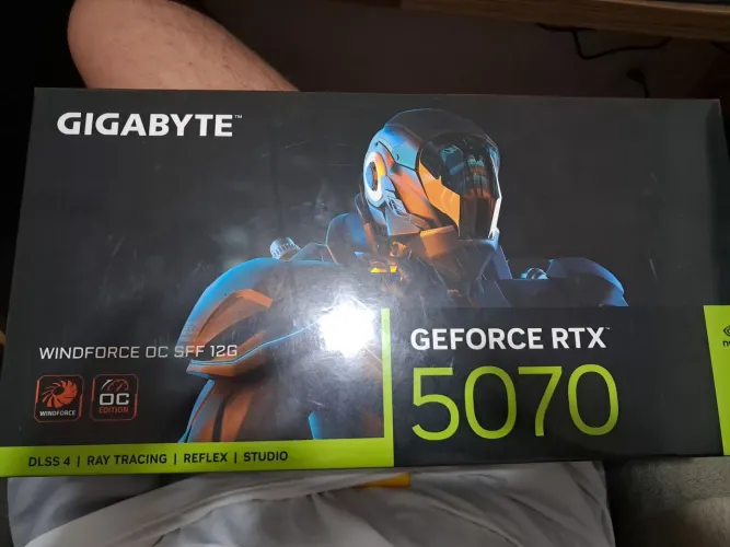 Rtx 5070 gigabyte OC