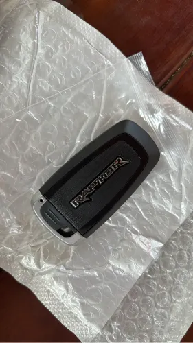 CHAVE PRESENCIAL COM PARTIDA REMOTA PARA RANGER RAPTOR E RANGER LIMITED 24 EM DIANTE
