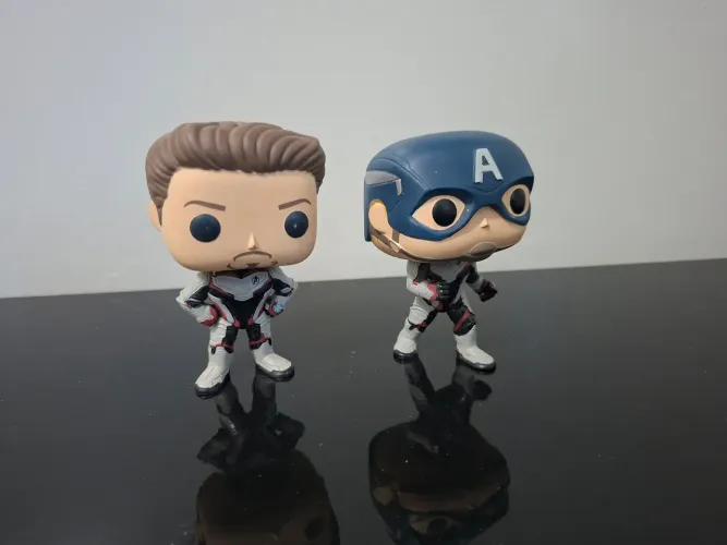 2 Funko pop de Vingadores Ultimato