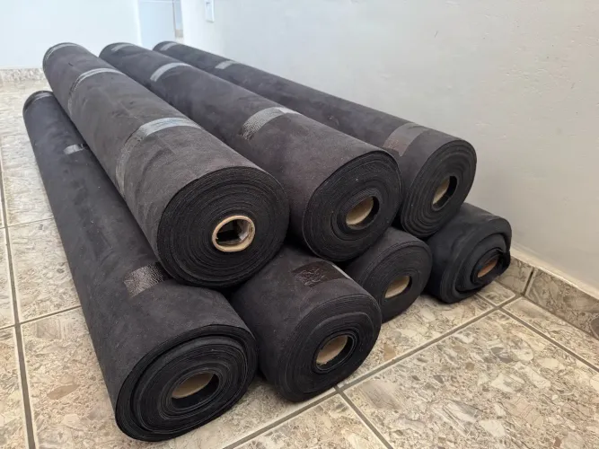 Sintético Montana 1,4mm Preto - Rolo de 15m x 1,40m