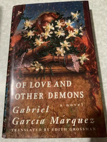 LIVRO - OF LOVE AND OTHER DEMONS BY GARCIA GABRIEL MARQUEZ