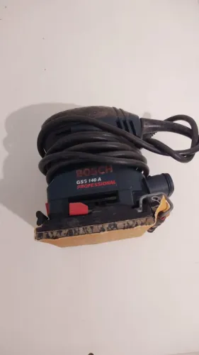 Lixadeira Orbital Bosch GSS 140 127V 