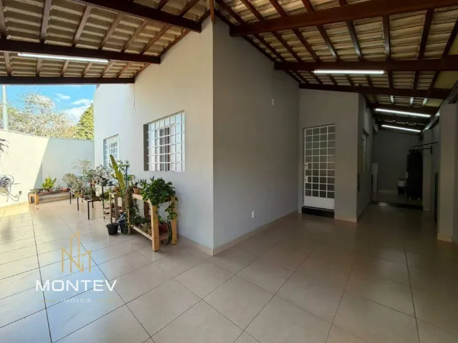 Casa à venda, 3 quartos, 1 suíte, 1 vaga, Jardim das Oliveiras - Divinópolis/MG