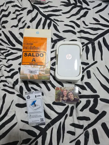 IMPRESSORA FOTOGRÁFICA PORTÁTIL HP SPROCKET 100 COM PAPEL ZINK