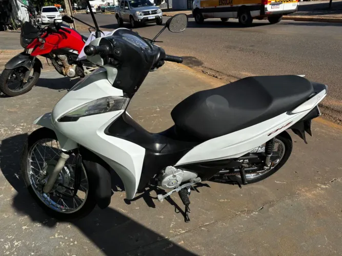 Vendo Honda Biz 2018