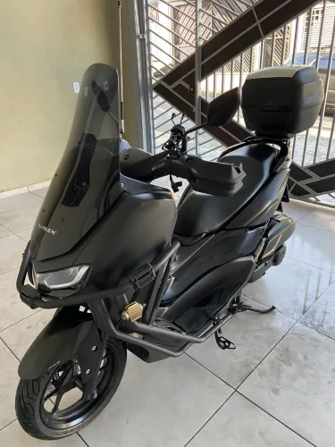 Nmax 2022 - bem cuidada