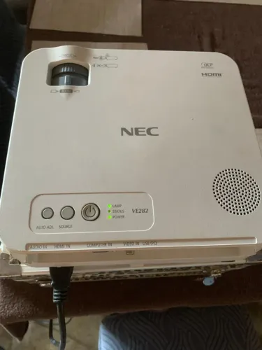 PROJETOR NEC DATA SHOW PARA VÍDEOS E FILMES