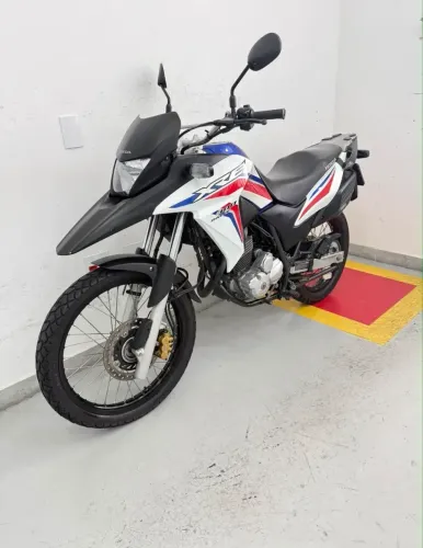 XRE 300 - 2018 - NO BOLETO.
