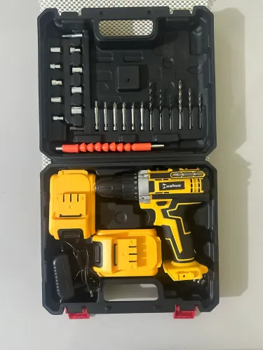 PARAFUSADEIRA 26v NOVA