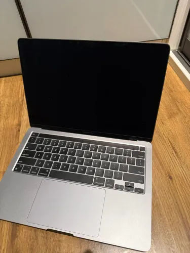 MacBook Pro 13 Polegadas, M2, 2022