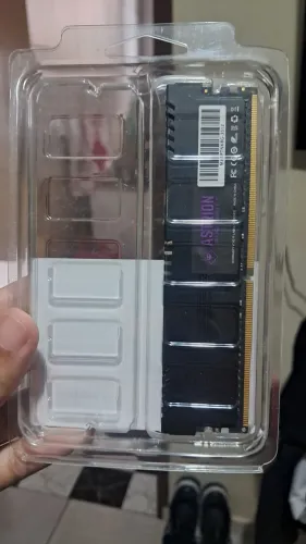 Memória ram 8GB DDR4(CL16)