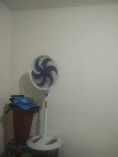 Vende se esse ventilador muito forte o vento