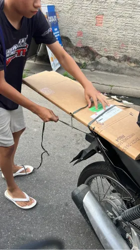 Caixa de papelão grande para mudança 