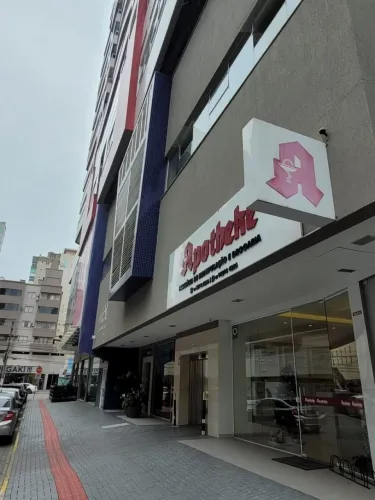 Sala Comercial à venda em Itapema