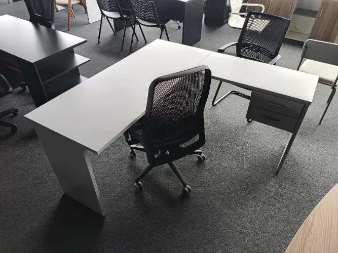 Mesa de Escritório em L Escrivaninha com 2 Gavetas - 0,75x1,50x0,60cm - MEGA PROMOÇÃO!!