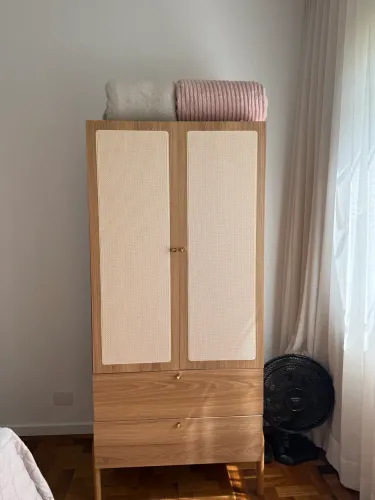 Guarda roupa palhinha