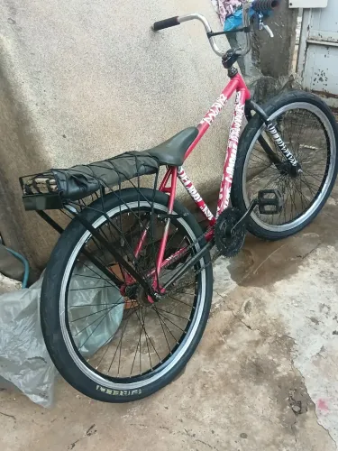 Vendo ou troco montadinha aro 24 por quadro perifa dou volta em dinheiro 