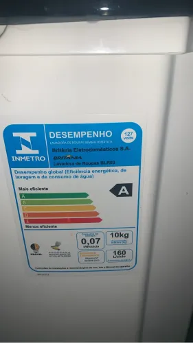 Tanquinho Britânia 10 kg + centrifuga mulher