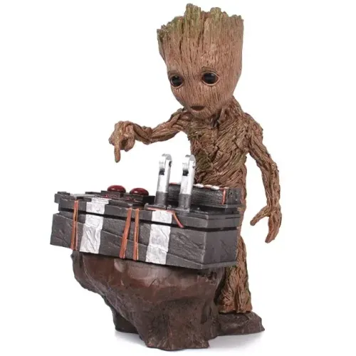 Action Figure Baby Groot Guardiões Da Galáxia Bomba 18cm