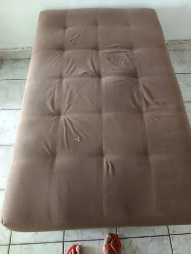 Pufi ,mesa com cadeira