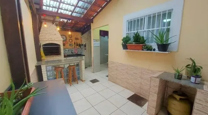 Casa com dois quartos confortável e tranquila